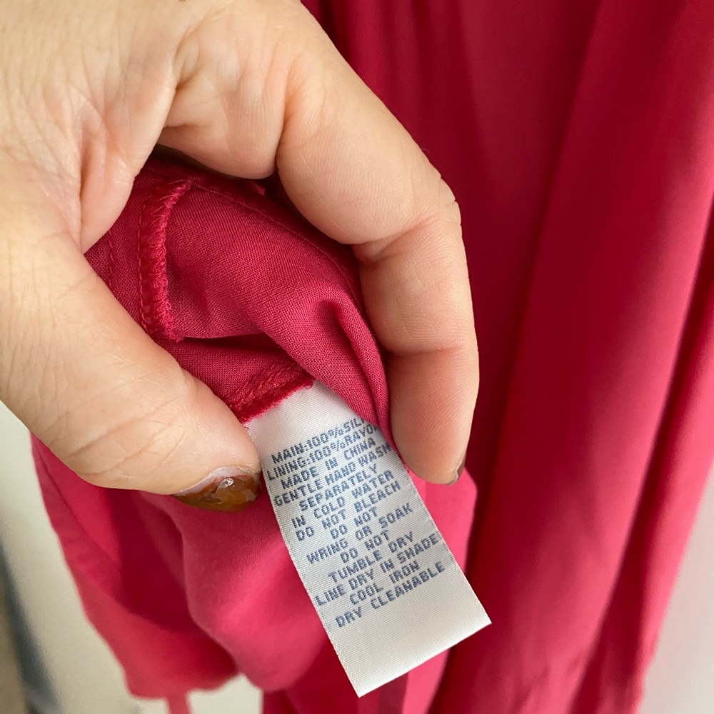 Lil anthropologie Silk Pink Elegant Red V-Neck Dress smocked tie small - Picture 6 of 9